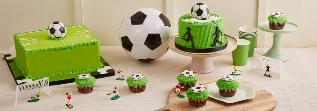 Football Cakes